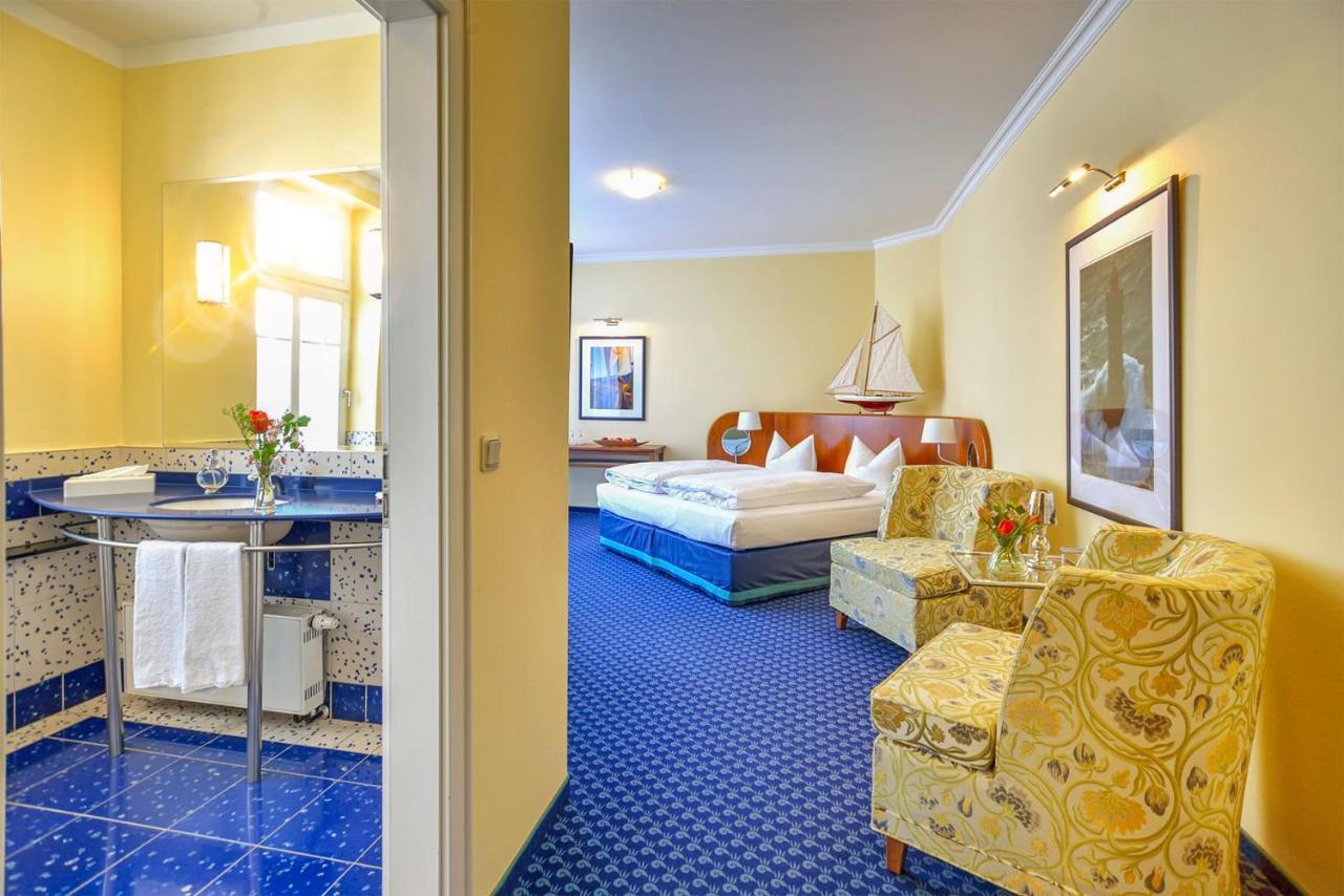 Deluxe Double Room Balcony,1589316796:JPEG